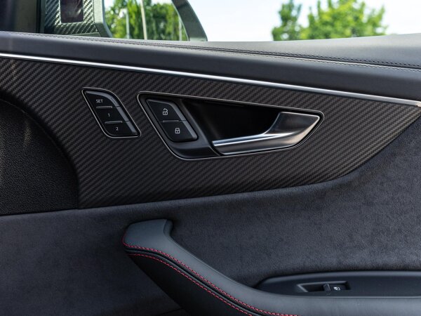 carbonafwerking interieur