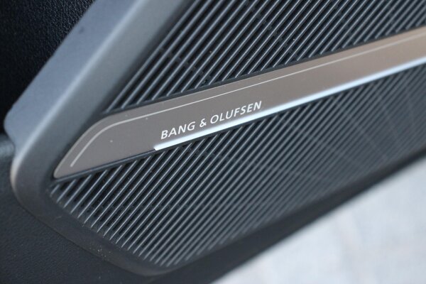Bang & Olufsen 3D soundsystem