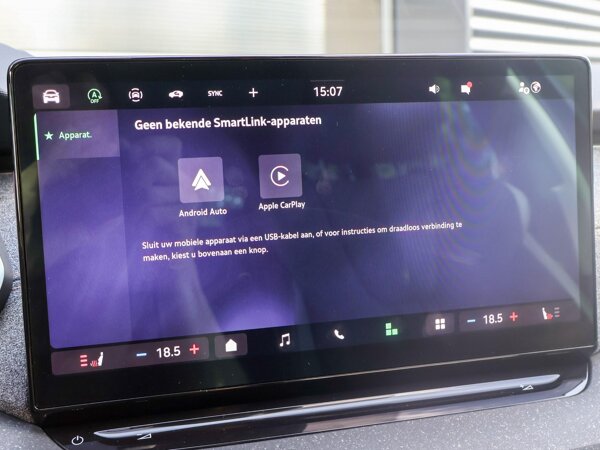 Apple Carplay/Android Auto