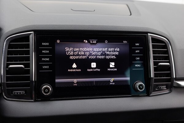 Apple Carplay/Android Auto