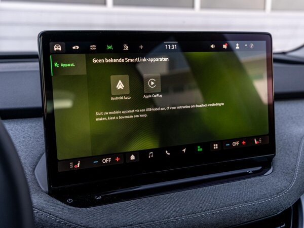 Apple Carplay/Android Auto