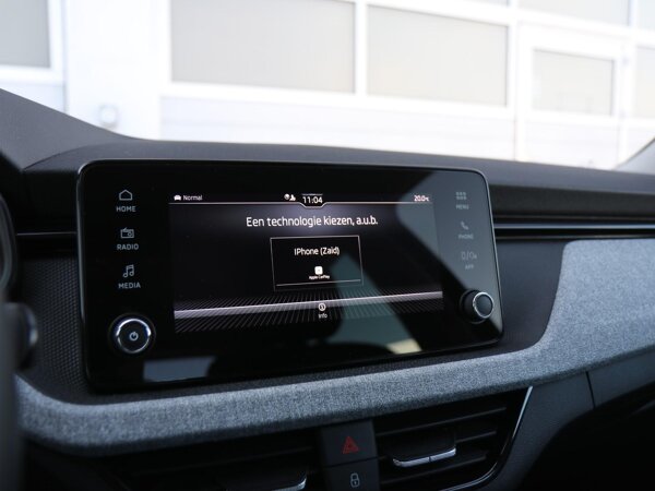 Apple Carplay/Android Auto