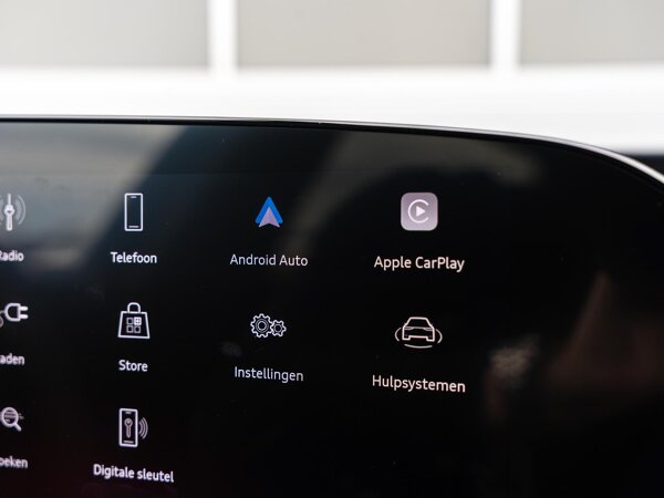 Apple Carplay/Android Auto