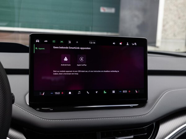 Apple Carplay/Android Auto