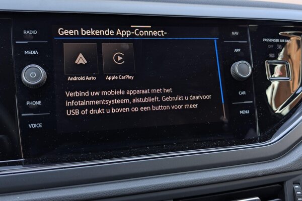 Apple Carplay/Android Auto