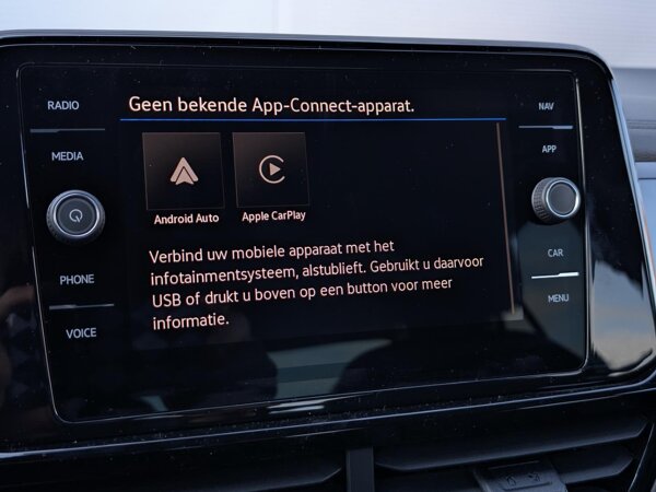 Apple Carplay/Android Auto