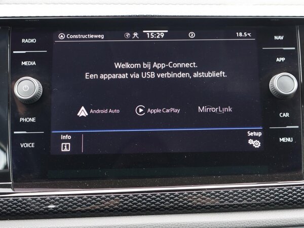 Apple Carplay/Android Auto