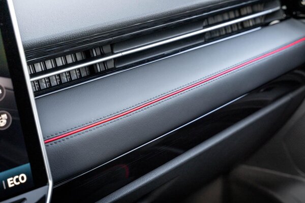 alcantara bekleding