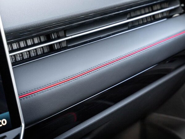 alcantara bekleding