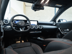 Mercedes-Benz A-Klasse Hatchback 180 Star Edition AMG - Afbeelding 3