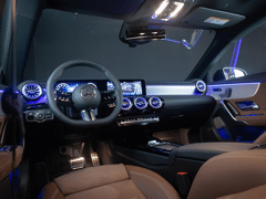 Mercedes-Benz CLA Shooting Brake 200 AMG Line - Afbeelding 3