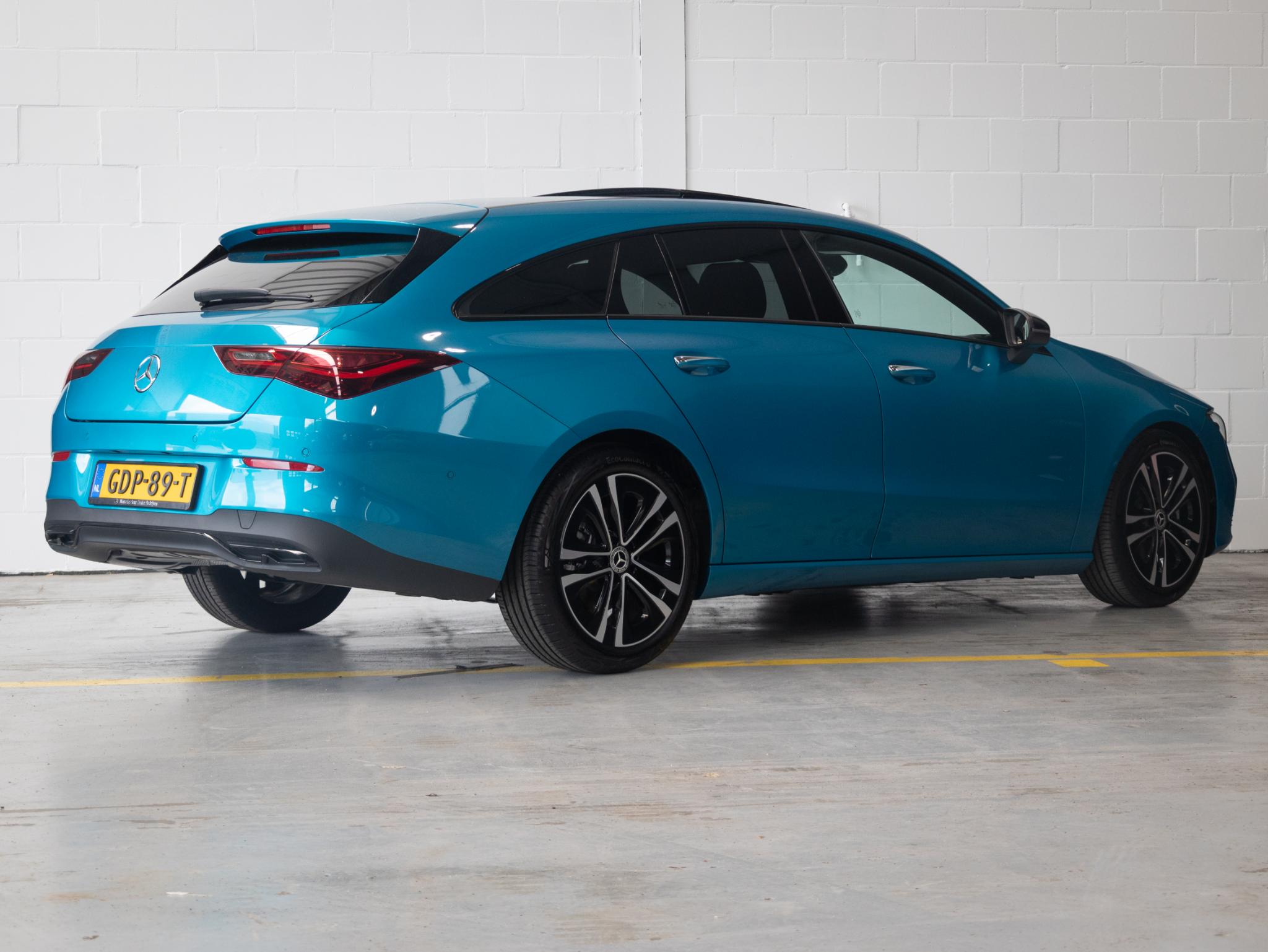 Mercedes-Benz CLA Shooting Brake 180 Luxury Line - Afbeelding 2