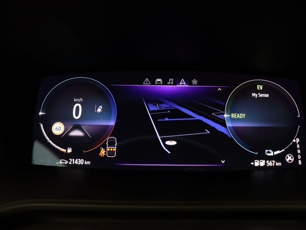 EASY LINK multimedia- en navigatiesysteem met 9,3" touchscreen EASY LINK multimedia- en navigatiesysteem met 9,3" touchscreen