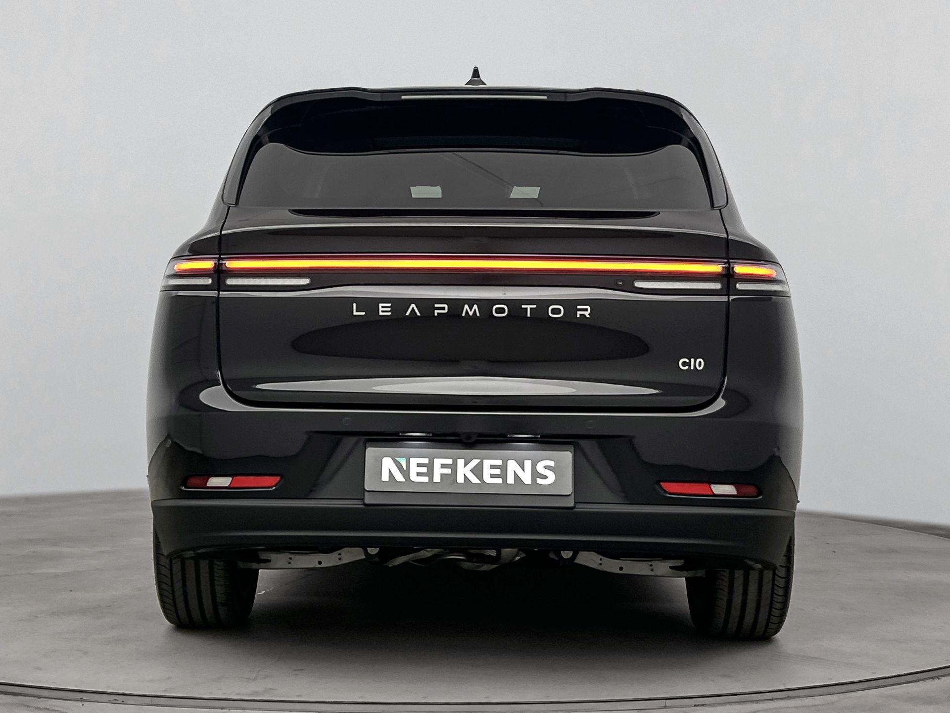 Leapmotor C10