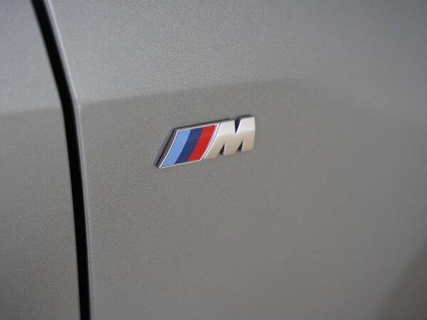 Model M Sport