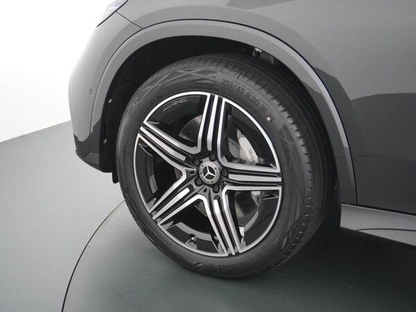 20" tien-spaaks lichtmetalen AMG-velgen