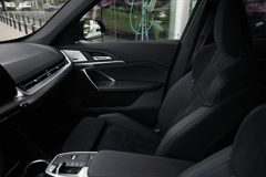 BMW X1 xDrive25e High Executive M Sport Automaat - Afbeelding 4