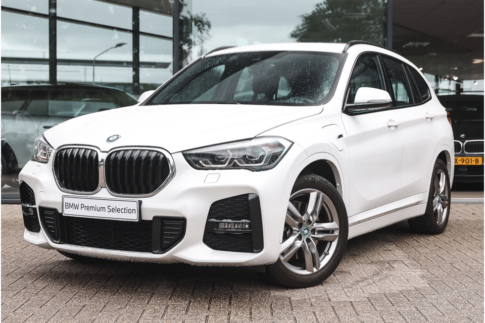 BMW X1 xDrive25e M Sport Automaat - Afbeelding 1