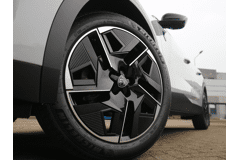 Peugeot 408 GT 1.2 Hybrid 136 pk - Afbeelding 4