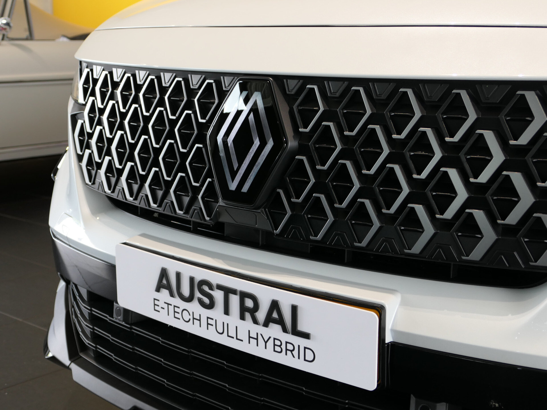 Renault Austral 1.2 E-Tech full hybrid 200 techno *Demo* - 4 Control! - Afbeelding 3