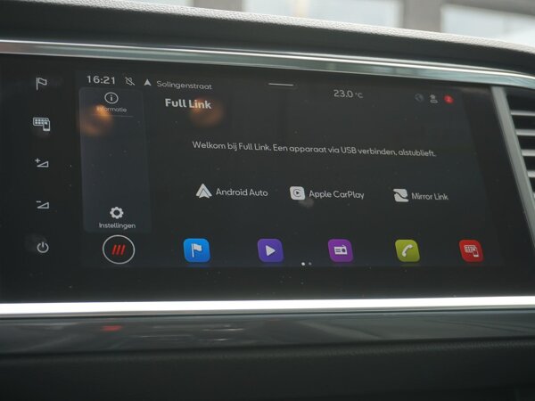 Apple Carplay/Android Auto