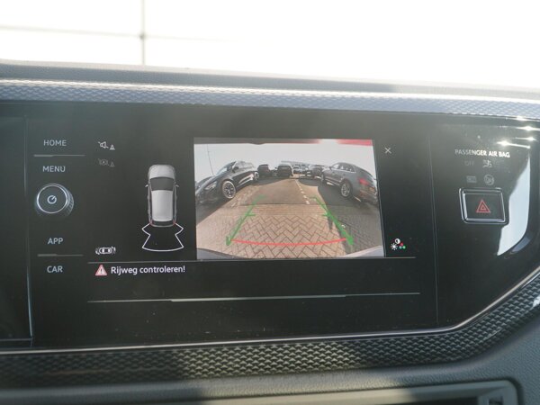 Achteruitrijcamera (Rear View)