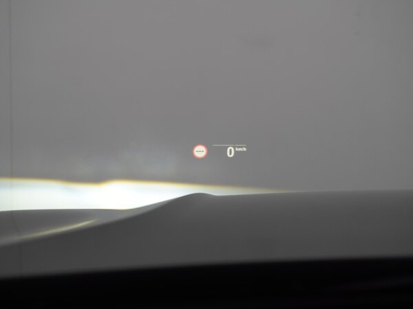 Head-Up Display, full-colour