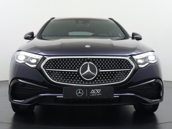 Verlichte radiator grill Verlichte radiator grill