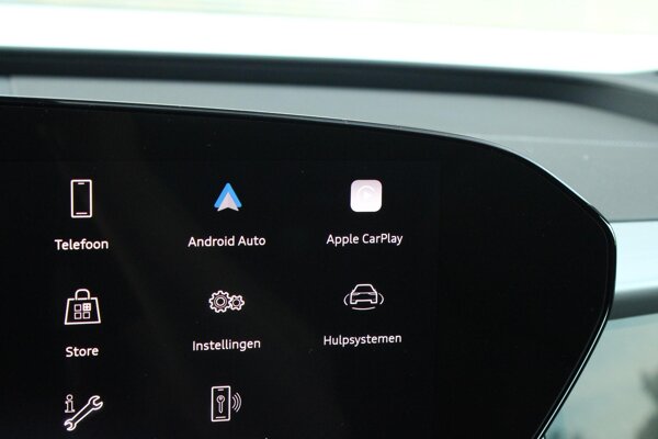 Apple Carplay/Android Auto