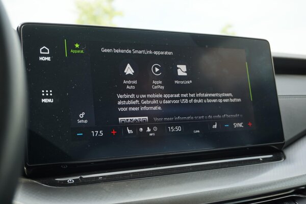 Apple Carplay/Android Auto