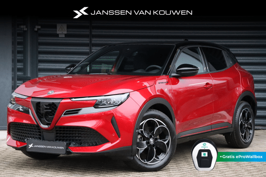 Alfa Romeo Junior Elettrica Speciale 54 kWh Alfa Romeo Junior Elettrica Speciale 54 kWh