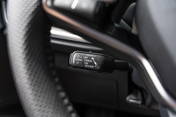 cruise control adaptief met Stop&Go en stuurhulp