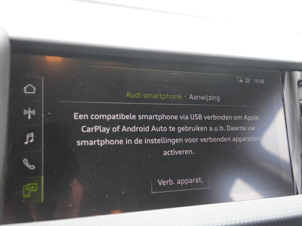 Apple Carplay/Android Auto