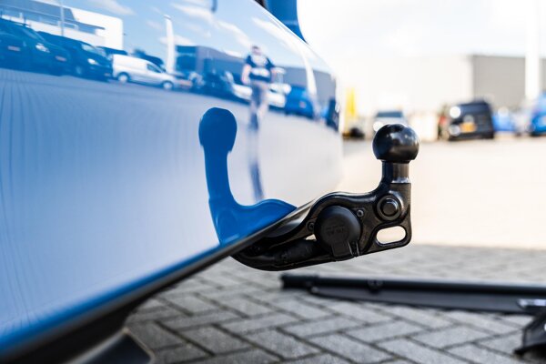 trekhaak elektrisch uitklapbaar