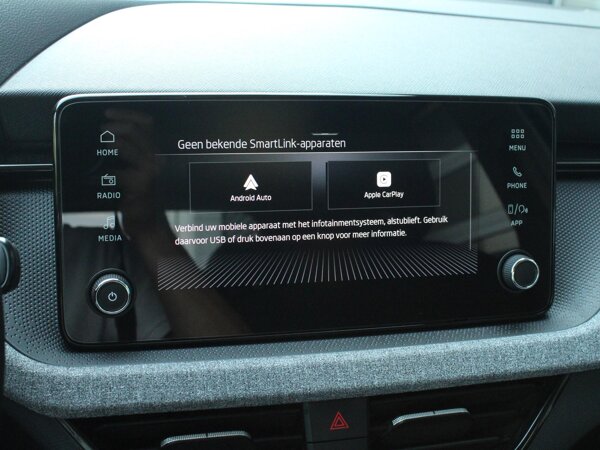 Apple Carplay/Android Auto