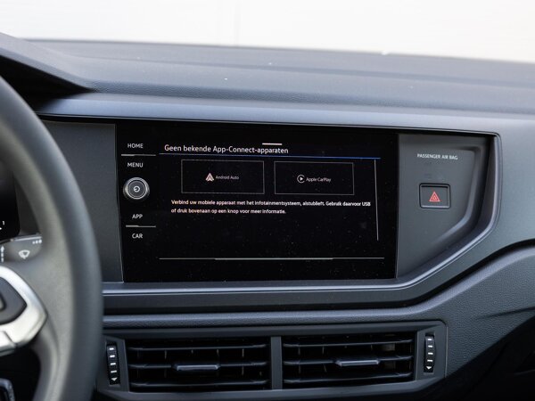 Apple Carplay/Android Auto