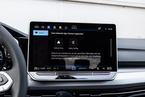 Apple Carplay/Android Auto