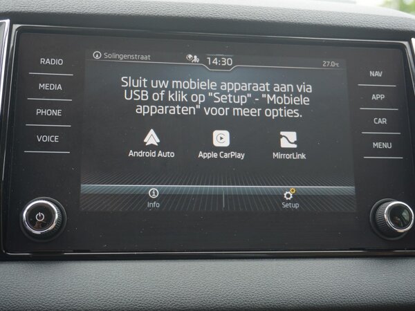 Apple Carplay/Android Auto