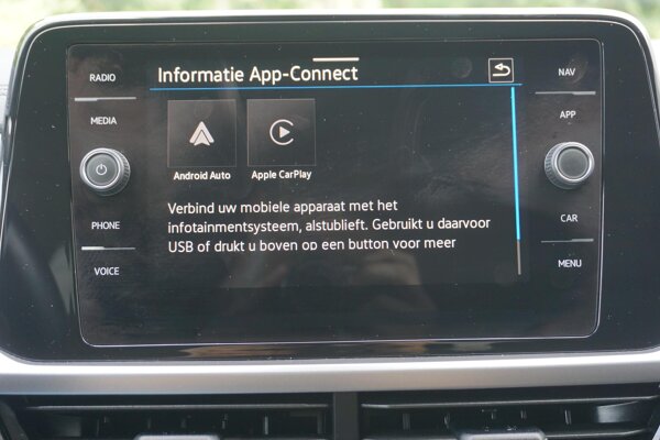 Apple Carplay/Android Auto