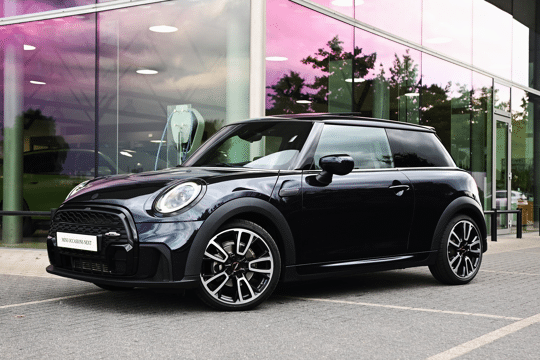 MINI Hatchback Cooper John Cooper Works MINI Hatchback Cooper John Cooper Works