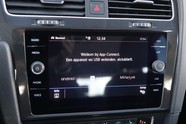 Apple Carplay/Android Auto