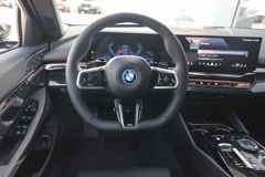 BMW 5 Serie 530e M Sport Automaat - Afbeelding 3
