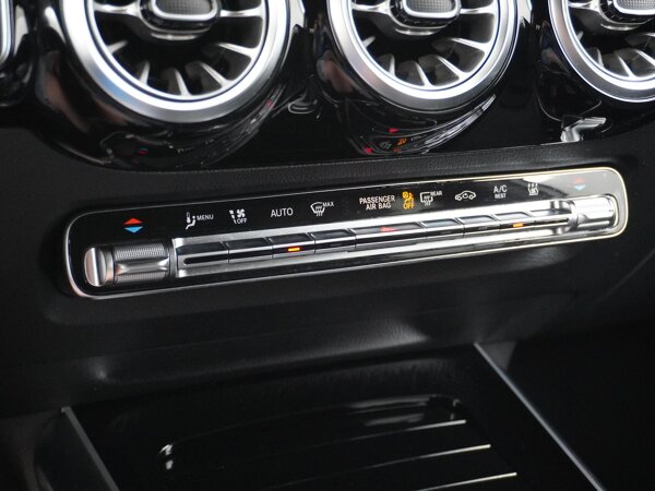 Automatische airconditioning THERMOTRONIC Automatische airconditioning THERMOTRONIC