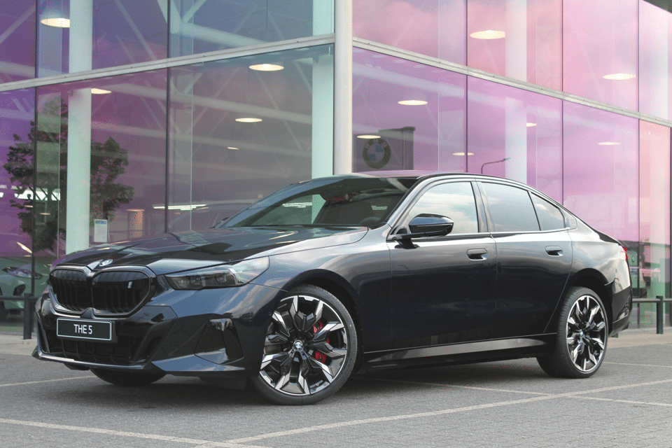 BMW i5 eDrive40 M Sport - Afbeelding 1