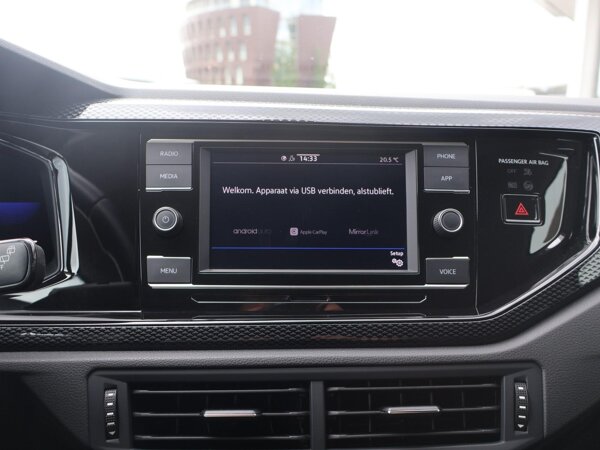 Apple Carplay/Android Auto