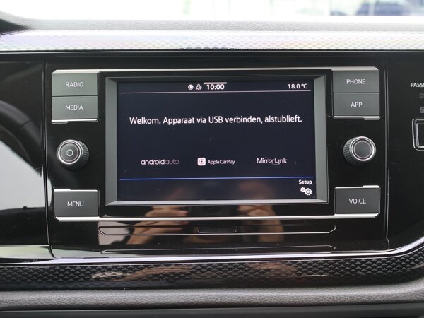 Apple Carplay/Android Auto
