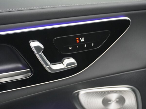 Verwarmde stoelen vooraan