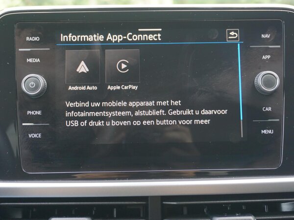 Apple Carplay/Android Auto