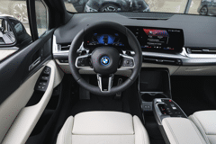 BMW 2 Serie Active Tourer 225e xDrive M Sport Automaat - Afbeelding 3