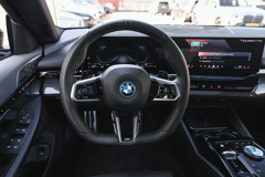BMW 5 Serie 530e M Sport Automaat - Afbeelding 3